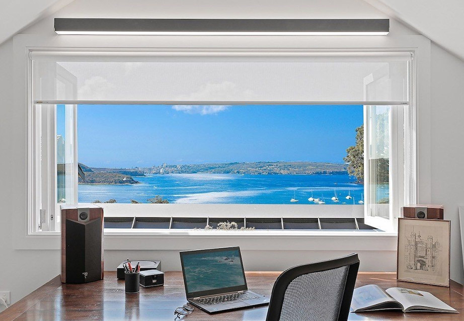 Folding window